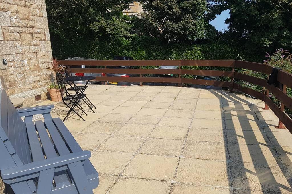St Ives Apartment Private Parking With Garden 10 Minute Walk Into Town And Beach エクステリア 写真